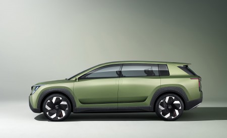 2022 Škoda Vision 7S Side Wallpapers 450x275 (15)