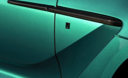 2023 Aston Martin DBX707 (Color: Q 2022 F1 Green) Detail Wallpapers 450x275 (109)