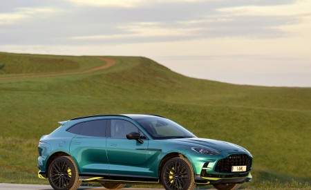 2023 Aston Martin DBX707 (Color: Q 2022 F1 Green) Front Three-Quarter Wallpapers 450x275 (75)