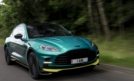 2023 Aston Martin DBX707 (Color: Q 2022 F1 Green) Front Three-Quarter Wallpapers 450x275 (3)