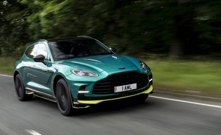 2023 Aston Martin DBX707 (Color: Q 2022 F1 Green) Front Three-Quarter Wallpapers 450x275 (17)