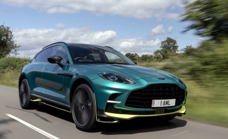2023 Aston Martin DBX707 (Color: Q 2022 F1 Green) Front Three-Quarter Wallpapers 450x275 (42)