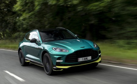 2023 Aston Martin DBX707 (Color: Q 2022 F1 Green) Front Three-Quarter Wallpapers 450x275 (18)