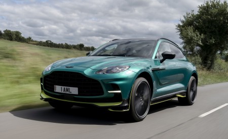 2023 Aston Martin DBX707 (Color: Q 2022 F1 Green) Front Three-Quarter Wallpapers 450x275 (31)