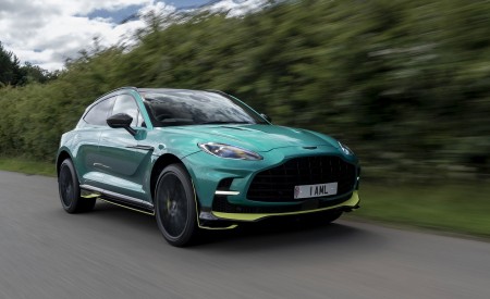 2023 Aston Martin DBX707 (Color: Q 2022 F1 Green) Front Three-Quarter Wallpapers 450x275 (47)