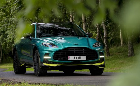 2023 Aston Martin DBX707 (Color: Q 2022 F1 Green) Front Wallpapers  450x275 (62)