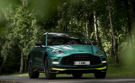 2023 Aston Martin DBX707 (Color: Q 2022 F1 Green) Front Wallpapers 450x275 (52)