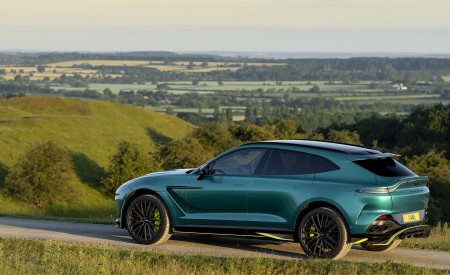 2023 Aston Martin DBX707 (Color: Q 2022 F1 Green) Rear Three-Quarter Wallpapers 450x275 (96)