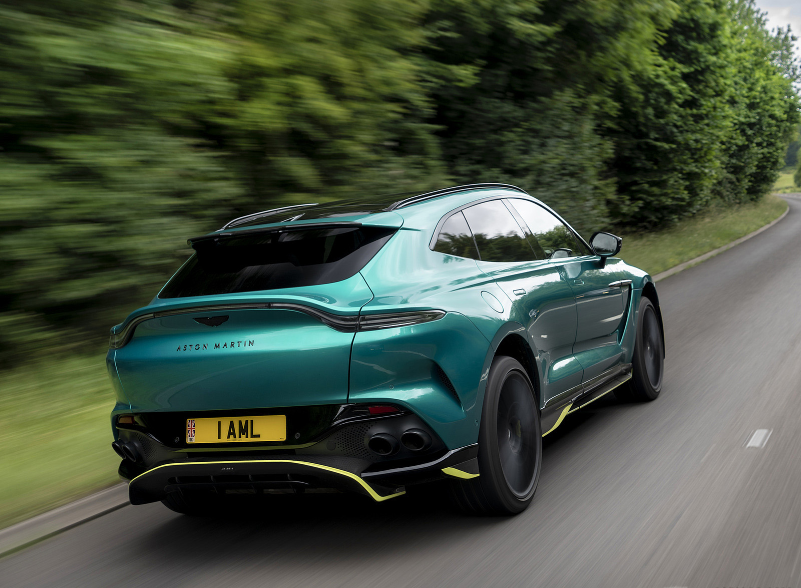 2023 Aston Martin DBX707 (Color: Q 2022 F1 Green) Rear Three-Quarter Wallpapers (11)