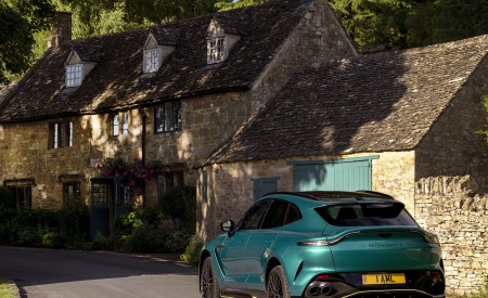 2023 Aston Martin DBX707 (Color: Q 2022 F1 Green) Rear Three-Quarter Wallpapers 450x275 (70)