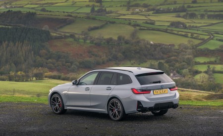 2023 BMW 330e xDrive Touring UK version Rear Three-Quarter Wallpapers 450x275 (10)