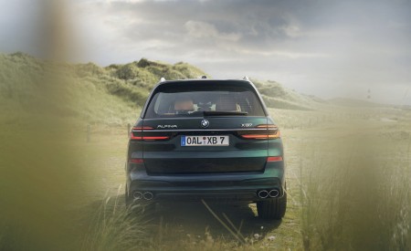 2023 BMW ALPINA XB7 Rear Wallpapers 450x275 (12)