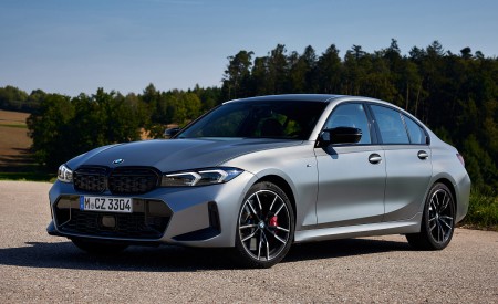 2023 BMW M340i xDrive Front Three-Quarter Wallpapers 450x275 (37)