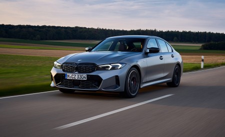 2023 BMW M340i xDrive Front Three-Quarter Wallpapers 450x275 (30)