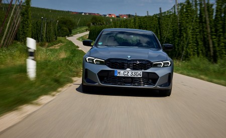 2023 BMW M340i xDrive Front Wallpapers 450x275 (14)