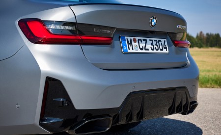 2023 BMW M340i xDrive Rear Wallpapers 450x275 (50)