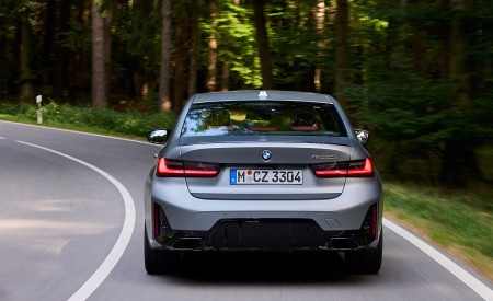 2023 BMW M340i xDrive Rear Wallpapers 450x275 (27)