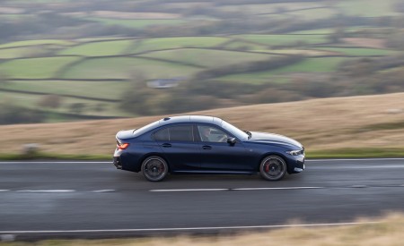 2023 BMW M340i xDrive Sedan UK version Side Wallpapers 450x275 (13)