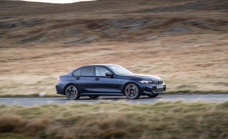 2023 BMW M340i xDrive Sedan UK version Side Wallpapers  450x275 (14)