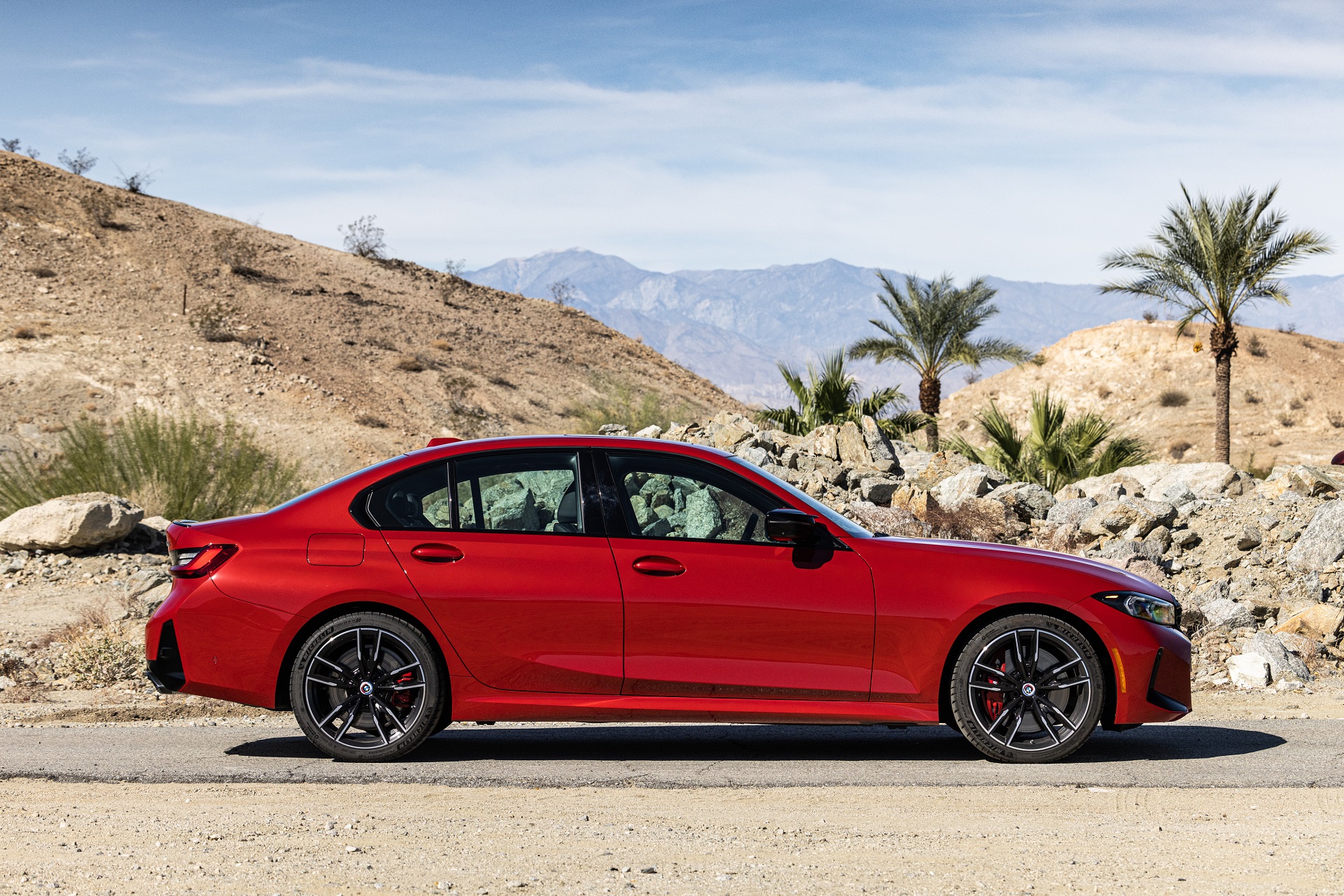 2023 BMW M340i xDrive Sedan (US-Spec) Side Wallpapers (9)