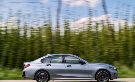 2023 BMW M340i xDrive Side Wallpapers 450x275 (25)