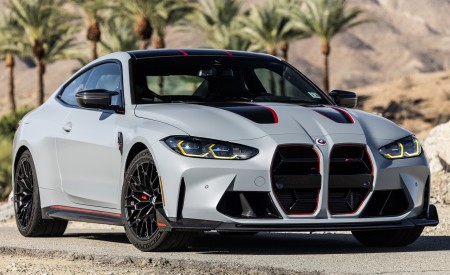 2023 BMW M4 CSL US version Front Three-Quarter Wallpapers  450x275 (2)