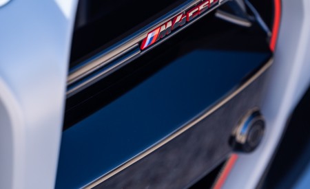 2023 BMW M4 CSL US version Grille Wallpapers 450x275 (24)