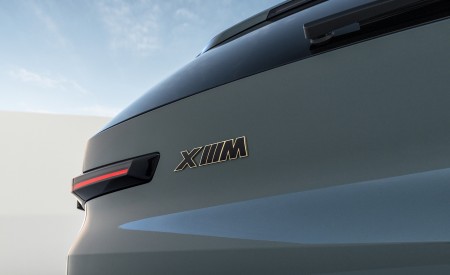 2023 BMW XM Badge Wallpapers 450x275 (107)