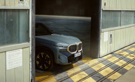 2023 BMW XM Detail Wallpapers  450x275 (54)