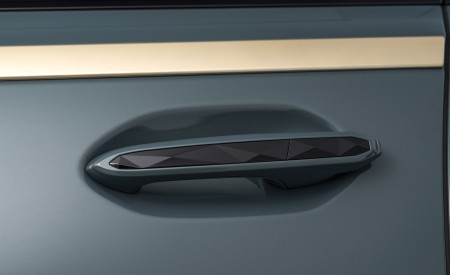 2023 BMW XM Detail Wallpapers  450x275 (102)