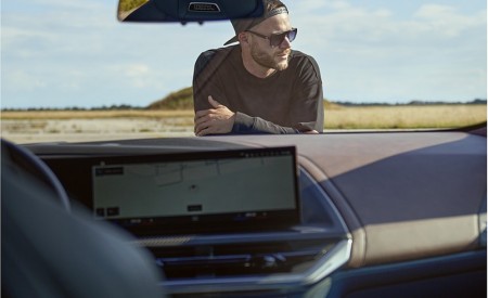 2023 BMW XM Interior Wallpapers 450x275 (63)