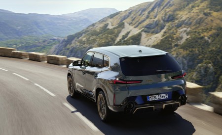 2023 BMW XM Rear Three-Quarter Wallpapers 450x275 (17)