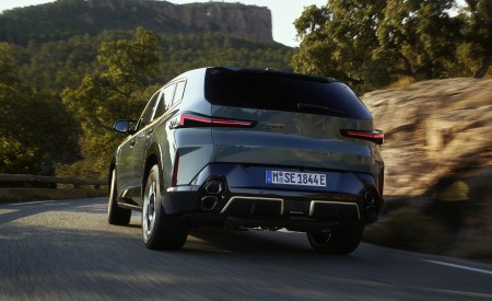 2023 BMW XM Rear Wallpapers  450x275 (29)