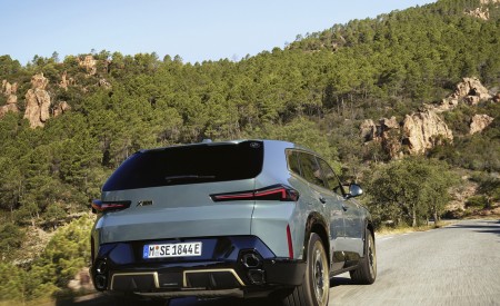 2023 BMW XM Rear Wallpapers 450x275 (42)