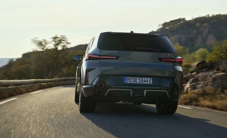 2023 BMW XM Rear Wallpapers 450x275 (36)