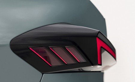 2023 BMW XM Tail Light Wallpapers  450x275 (106)