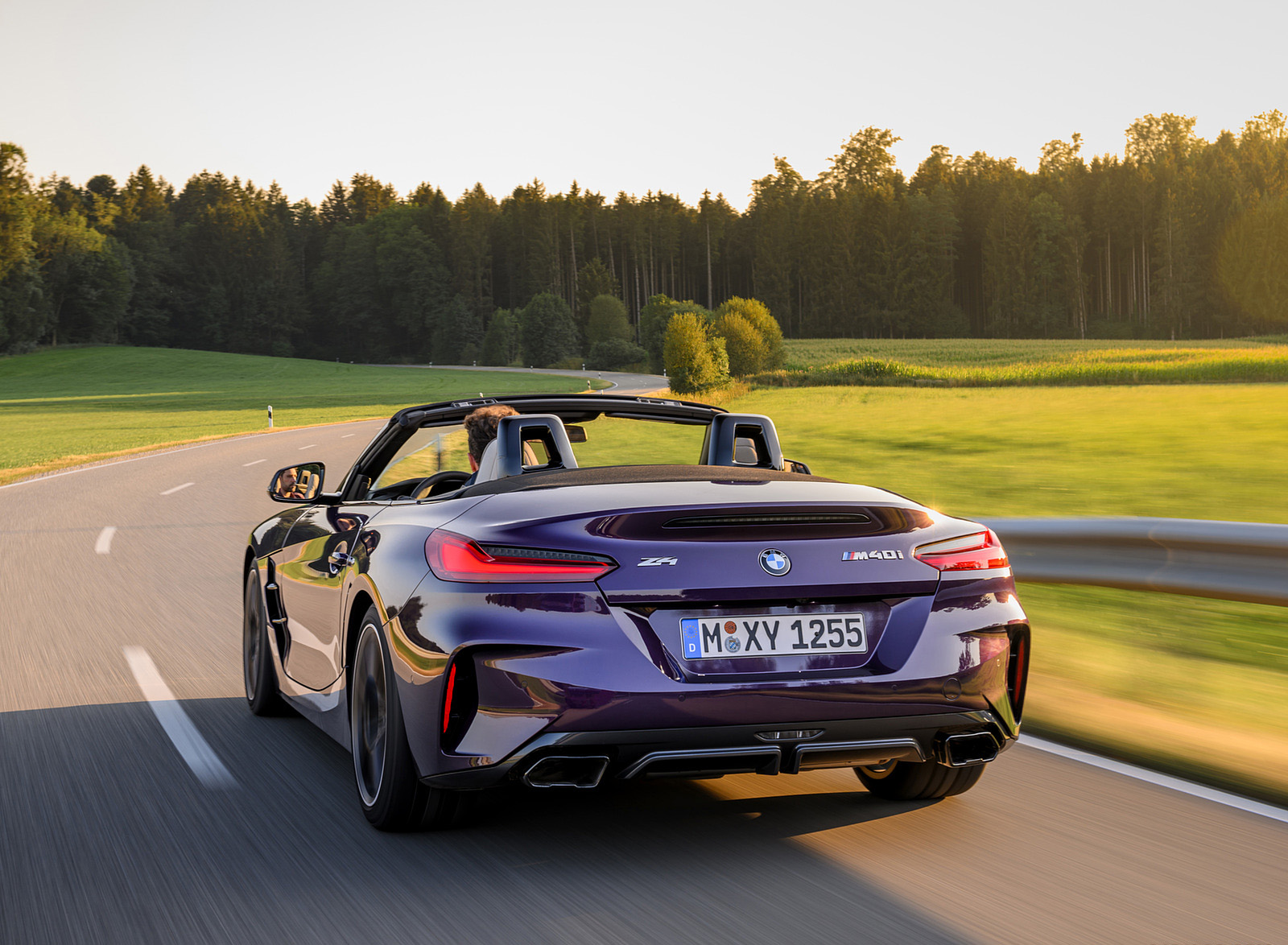 2023 BMW Z4 M40i Rear Wallpapers (10)