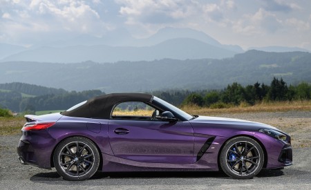 2023 BMW Z4 M40i Side Wallpapers 450x275 (30)