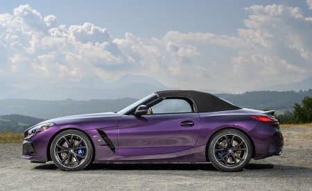 2023 BMW Z4 M40i Side Wallpapers 450x275 (32)