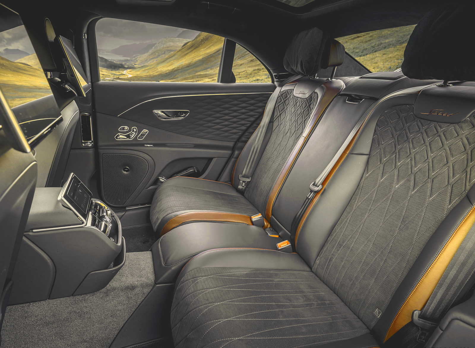 2023 Bentley Flying Spur Speed Interior Rear Seats Wallpapers (14)