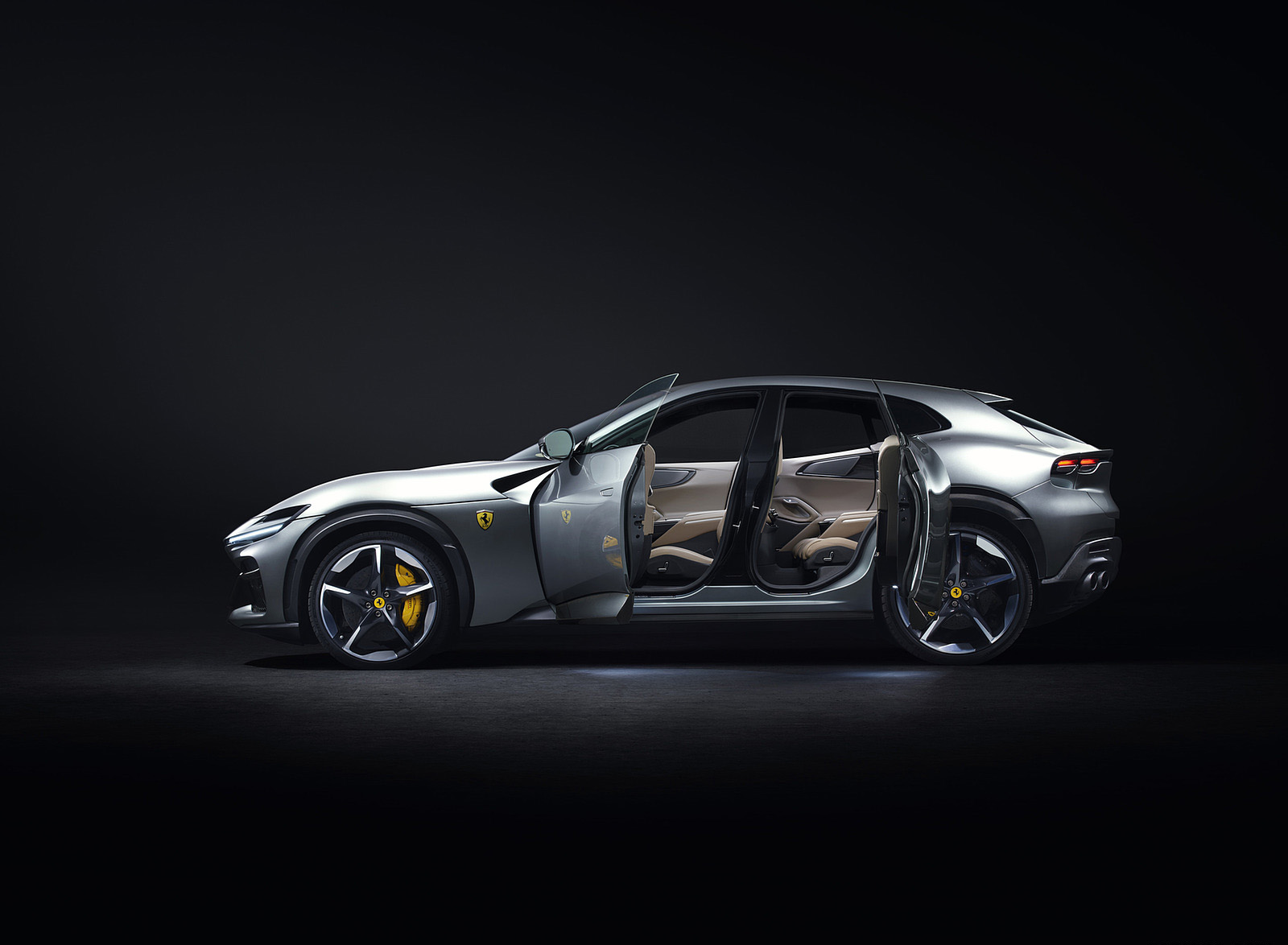 2023 Ferrari Purosangue Side Wallpapers (11)