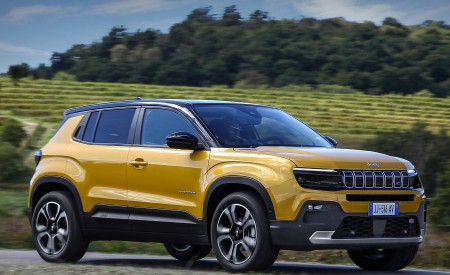 2023 Jeep Avenger Front Three-Quarter Wallpapers 450x275 (14)