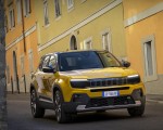 2024 Jeep Avenger Front Three-Quarter Wallpapers 150x120