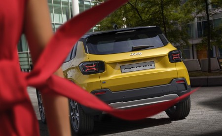 2023 Jeep Avenger Rear Three-Quarter Wallpapers 450x275 (17)