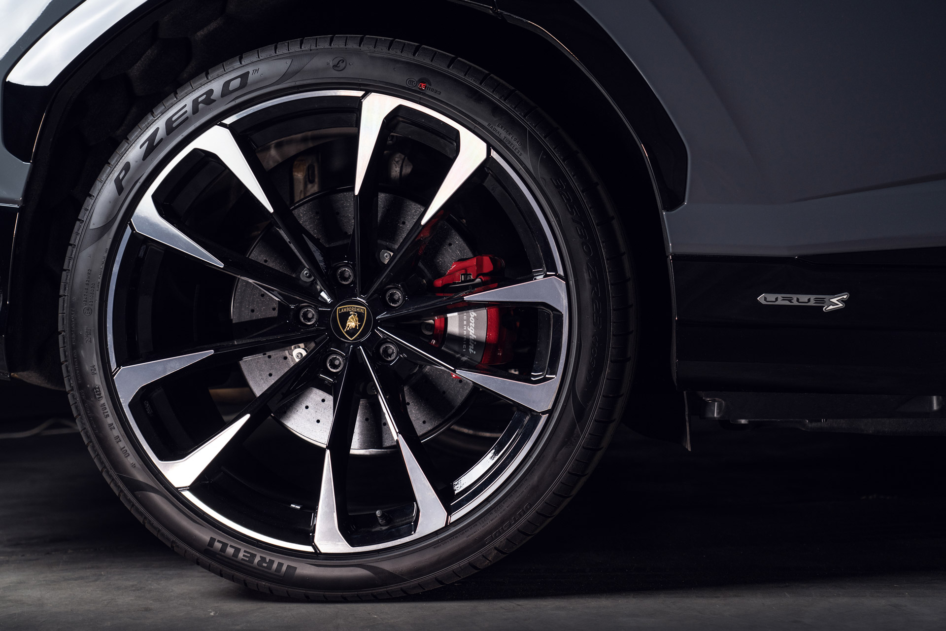 2023 Lamborghini Urus S Wheel Wallpapers  (13)