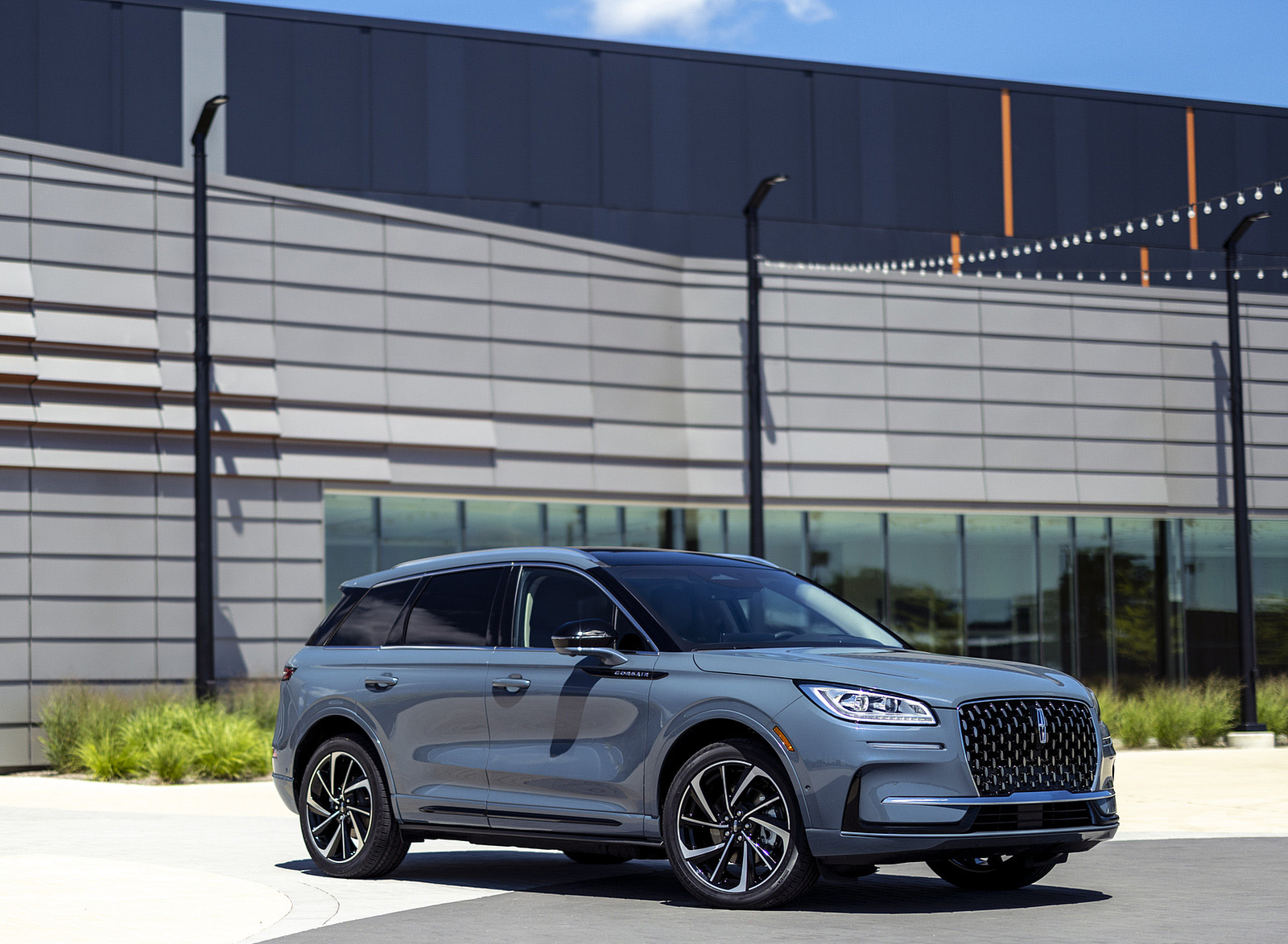 2023 Lincoln Corsair Grand Touring Front Three-Quarter Wallpapers (6)
