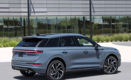 2023 Lincoln Corsair Grand Touring Rear Three-Quarter Wallpapers 450x275 (8)