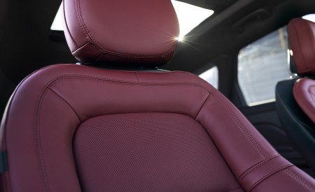 2023 Lincoln Corsair Reserve Interior Seats Wallpapers 450x275 (20)