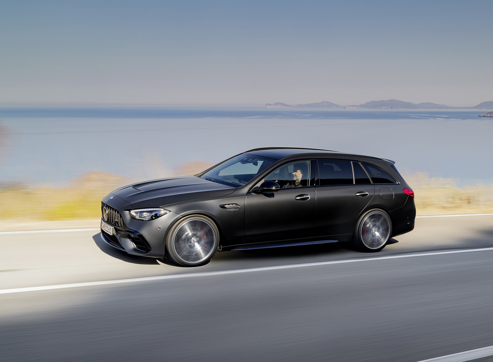 2023 Mercedes-AMG C 63 S E Performance Estate (Color: Graphite Grey Magno) Side Wallpapers (6)