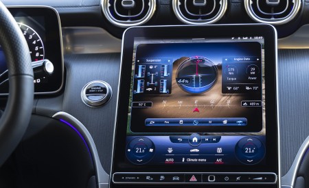 2023 Mercedes-Benz GLC 400 e Plug-In Hybrid 4MATIC AMG Line (Color: Spectral Blue) Central Console Wallpapers 450x275 (36)